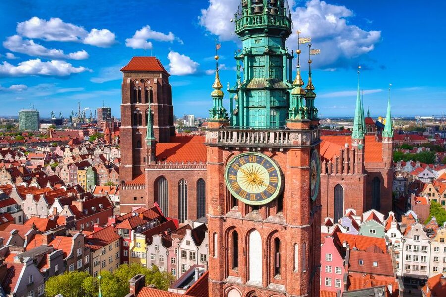 Artus Court and Gdansk Old Town Private Tour with Tickets - Following the Royal Route through the Old Town