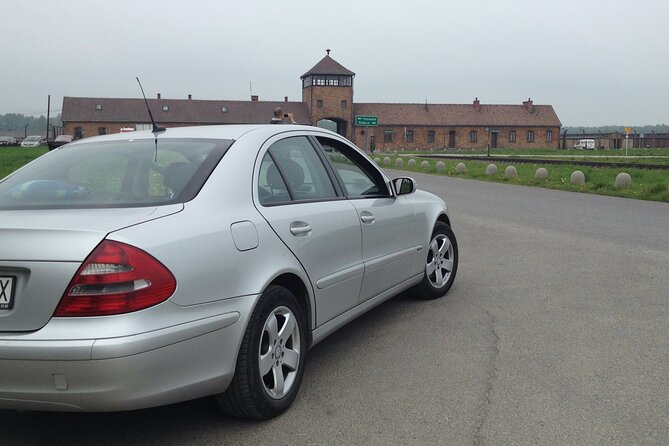 Auschwitz and Birkenau Round-Trip VIP Transport from Krakow - Arriving at Auschwitz I