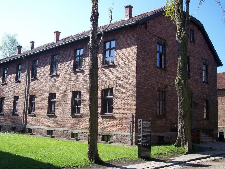 Auschwitz-Birkenau and Krakow Private Car Trip from Katowice - Should you book it?