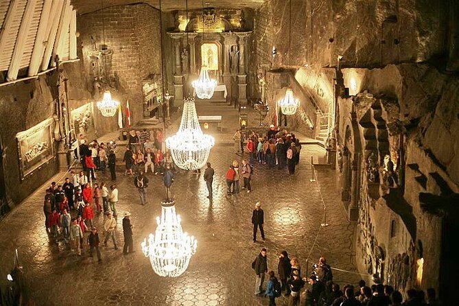 Auschwitz-Birkenau and Wieliczka Salt Mine Full Day Tour - The transfer to Wieliczka can be the weakest link