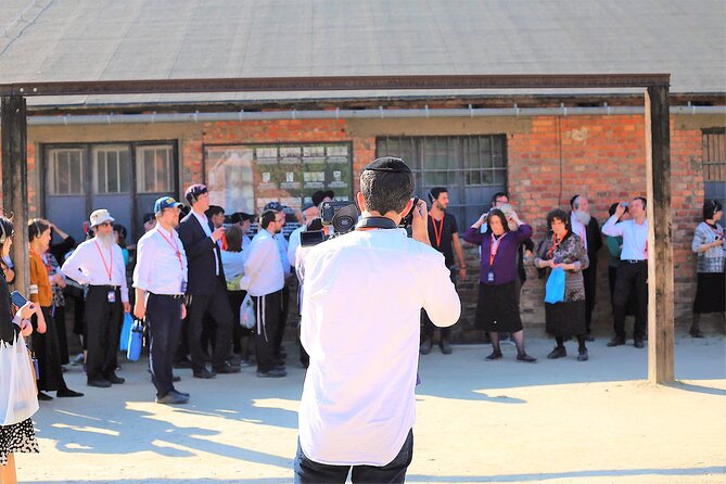 Auschwitz Birkenau: Live-Guided Tour with Transportation and Hotel Pickup - The drive from Krakow to Auschwitz