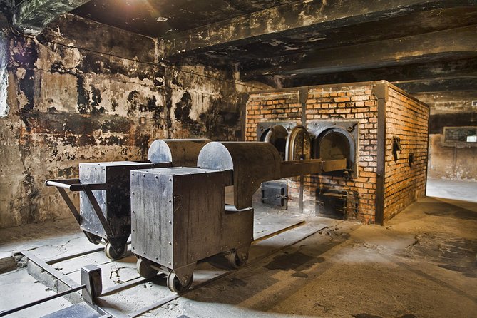 Auschwitz-Birkenau Tour from Krakow with Hotel Pickup - Weather, clothing, and what to carry