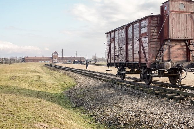 Auschwitz-Birkenau Tour Guide and Jewish museum and synagogue - The Jewish museum and synagogue question