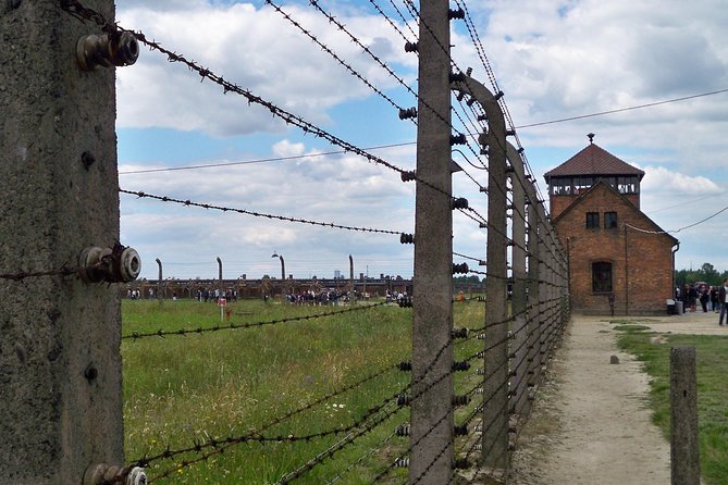Auschwitz-Birkenau & Wieliczka in one day (Guided tour) - The break between the two stops