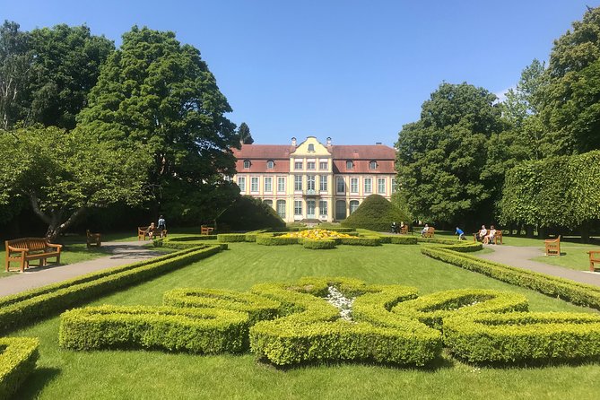 Best of Gdańsk, Gdynia and Sopot in 1-Day Private Car Tour - Sopot’s Crooked House, square, and beach