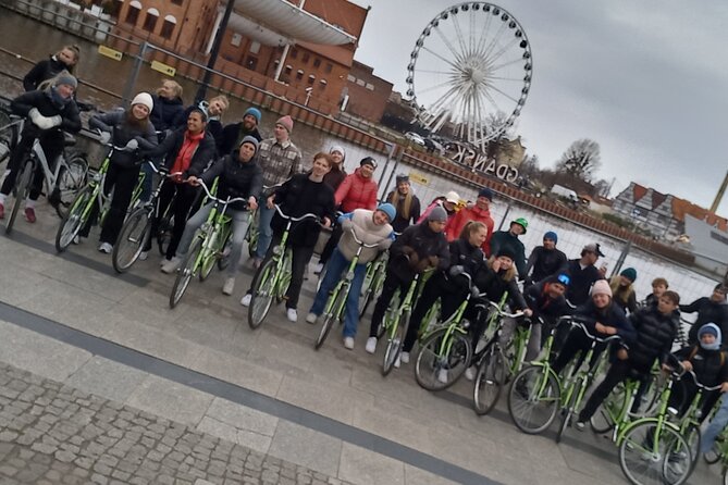 Bike Tour Gdansk - Standard - Wyspa Spichrzów and the changing waterfront