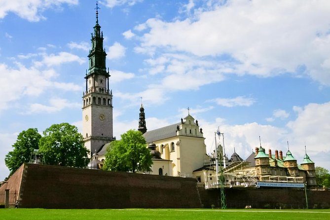Black Madonna Czestochowa Jasna Gora Private Tour From Krakow - Seeing the Black Madonna of Czestochowa