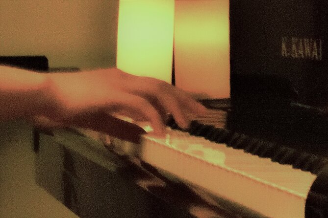 CHOPIN - Painted by Candlelights with Wine: Warsaw Concert - Wine, cake, and a relaxed start to the evening