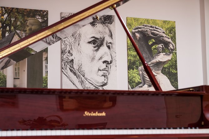 Chopin Piano Concert at Chopin Gallery with a Glass of Wine - The wine is a small bonus, not the main event
