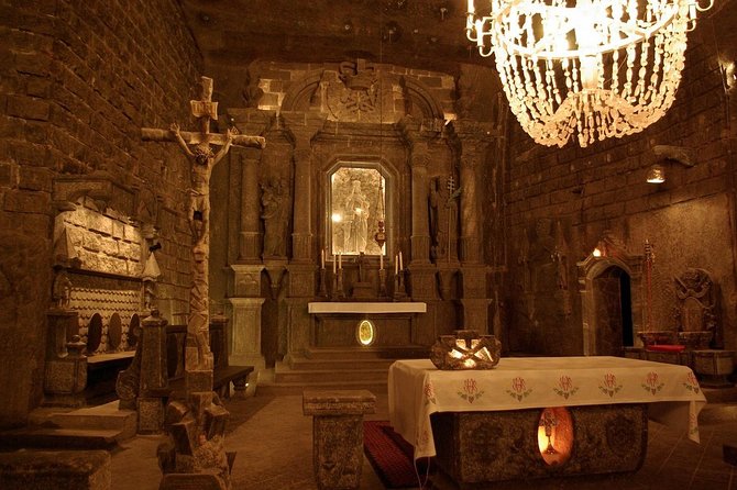 Combined tour Auschwitz Birkenau guided & Salt Mine guided from Krakow - Why this Krakow day trip works so well