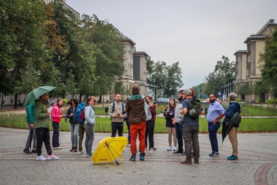 Communist Krakow - Nowa Huta Walking Tour in English - The workers behind the official story