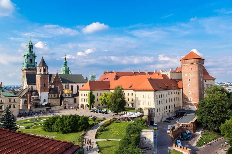 Cracow: Guided Tour of the Wawel Castle & Cathedral - Royal chambers and Renaissance decoration