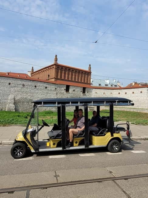 Cracow sightseeing tour by electric golf cart - Starting among Krakow’s medieval walls and royal streets
