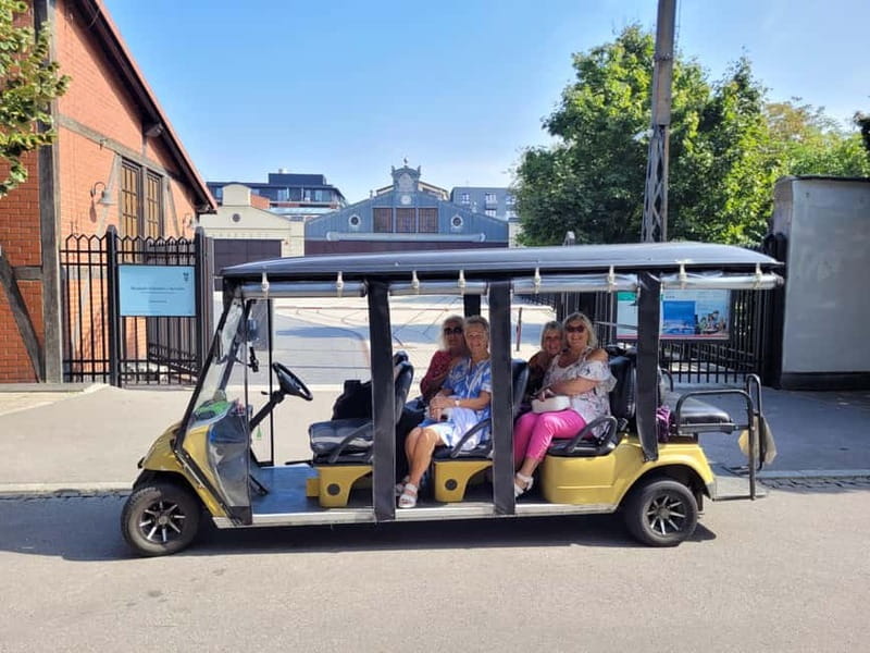 Cracow sightseeing tour by electric golf cart - Comfort in sun, rain, and winter cold