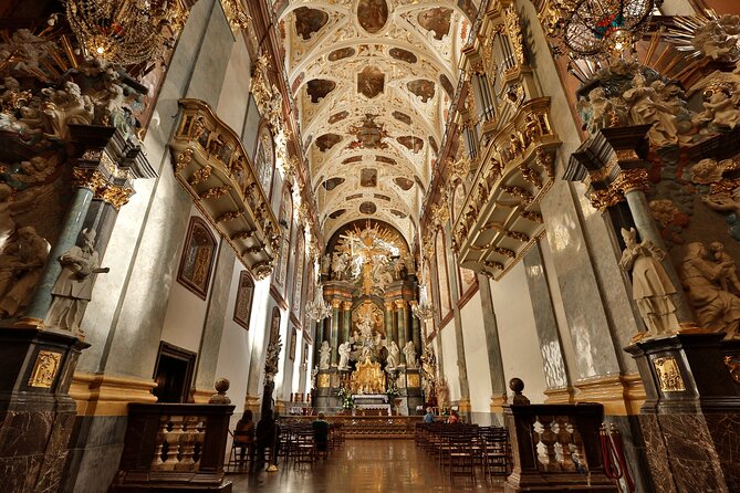 Częstochowa Black Madonna - Dress, weather, and practical preparation