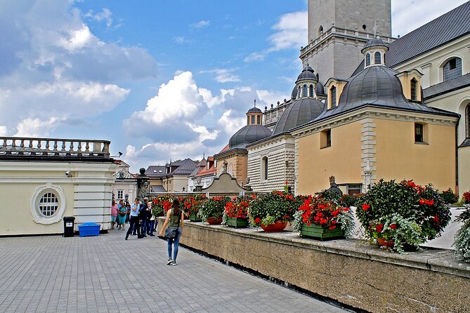 Częstochowa Black Madonna and Lagiewniki Tour from Krakow - Why these two shrines belong on the same day