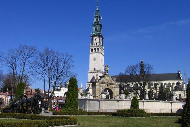 CZĘSTOCHOWA - BLACK MADONNA Monastery, PRIVATE tour from Kraków - The drive from Kraków and what private travel changes