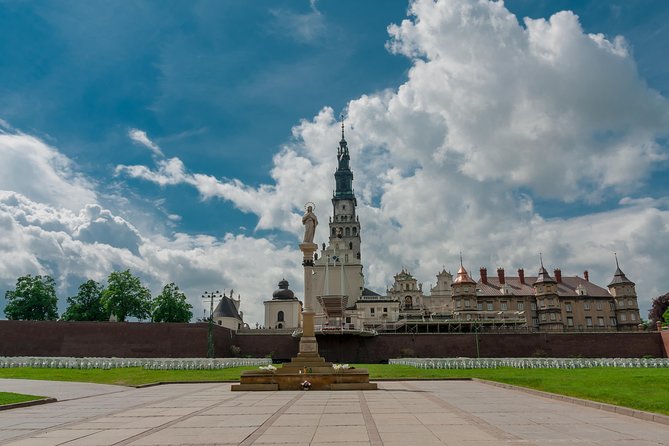 CZĘSTOCHOWA - BLACK MADONNA Monastery, PRIVATE tour from Kraków - Four hours inside the Jasna Góra complex