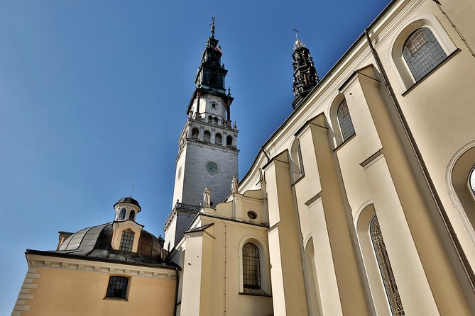 Czestochowa the Black Madonna Day Tour from Krakow - Pieskowa Skala Castle and the countryside