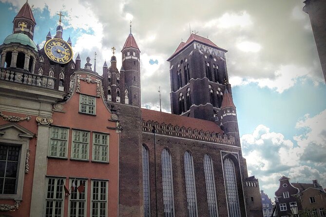 Discover Gdansk Walking Tour - Green Gate and Gdansk’s water gateways