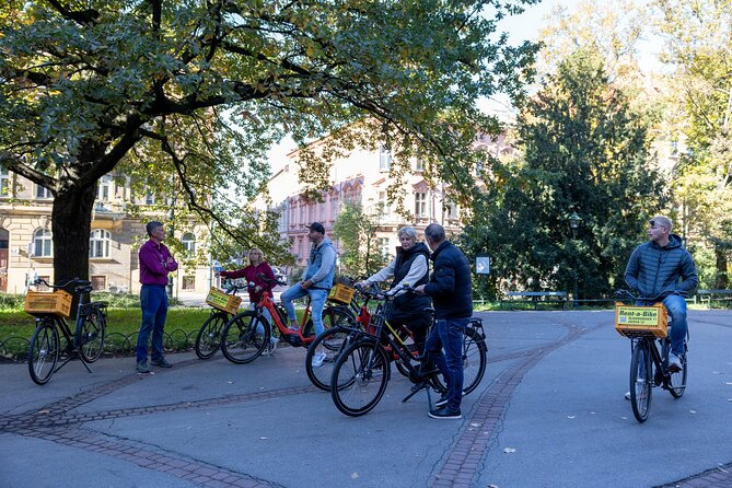 Discover Kraków by Bike with a Dutch guide - What the guides add to the ride