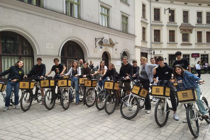 Discover the Jewish Quarter with a Bike Tour - JCC Krakow and the neighborhood today