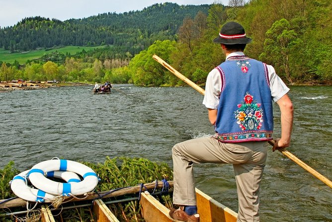 DUNAJEC River Gorge traditional rafting, PRIVATE TOUR from Krakow - Practical details that shape the day