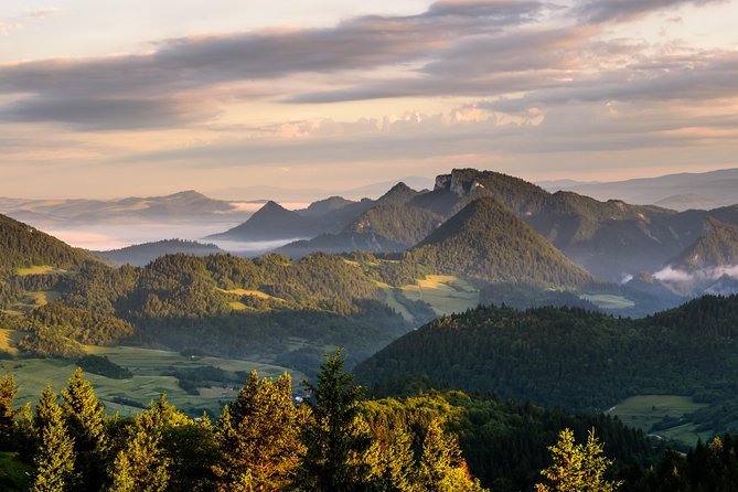 Dunajec River rafting, regular small group tour from Krakow - Sromowce Niżne and the traditional raft