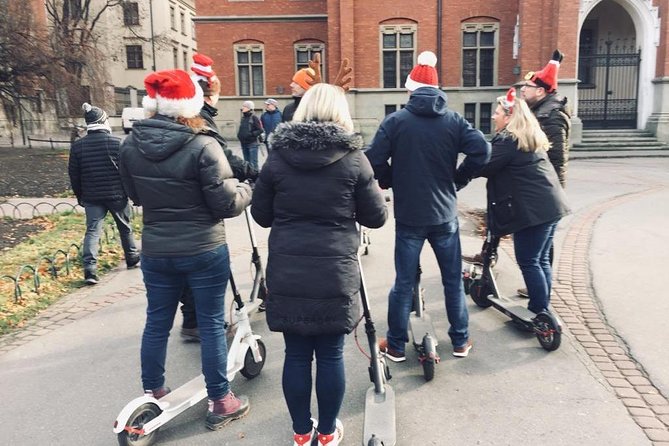 E-Scooter Rental in Krakow for 4 hours - Starting in the city centre