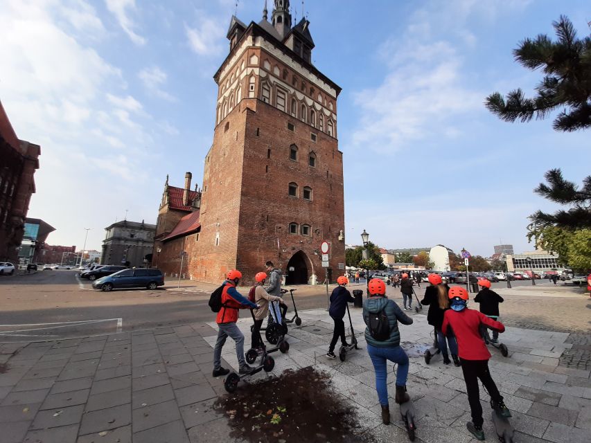 Electric Scooter Tour: Full Tour (Old Town + Jewish Quarter) - Weather, clothing, and comfort