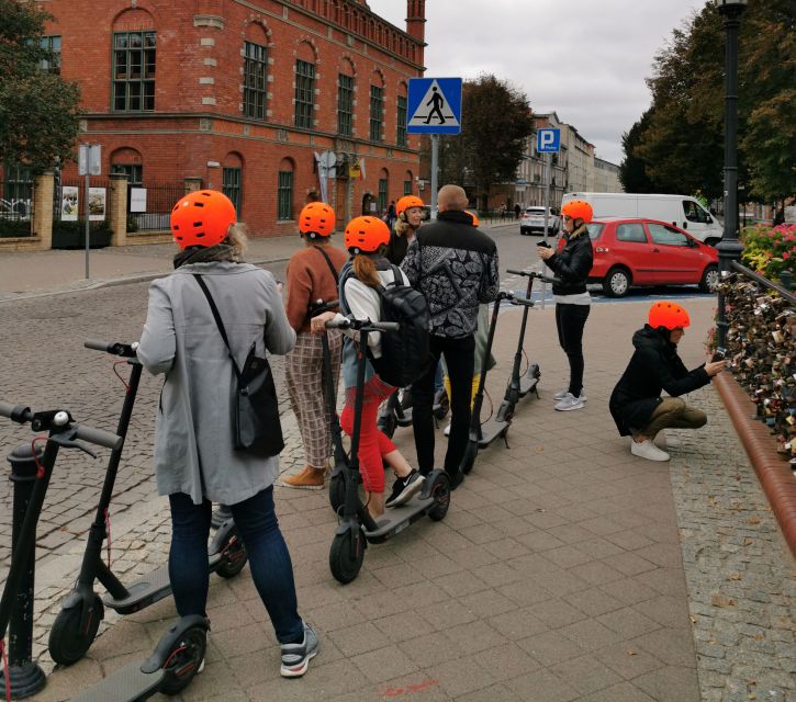 Electric Scooter Tour: Jewish Quarter - 2-Hours of Magic! - Gestapo Prison and the Old Jewish Cemetery