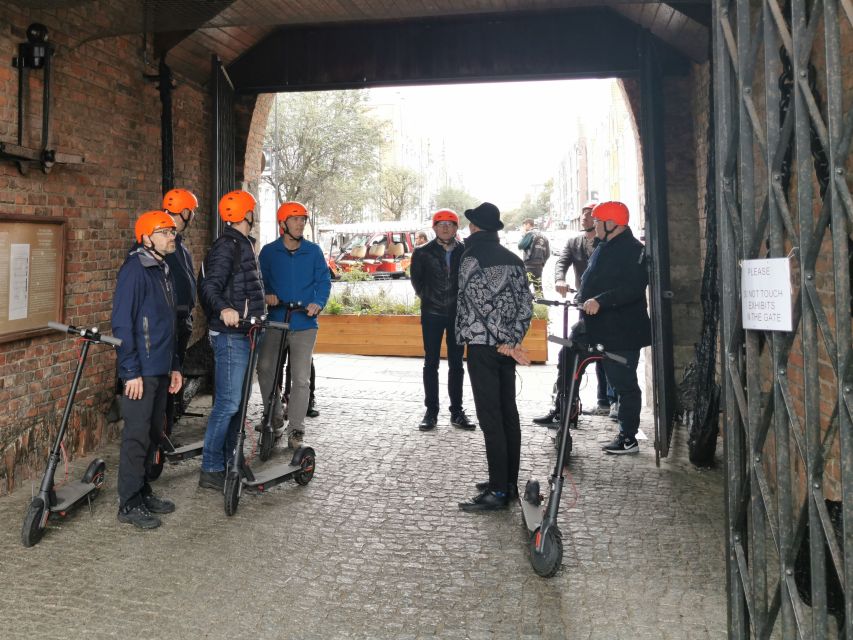 Electric Scooter Tour: Jewish Quarter - 2-Hours of Magic! - Starting at Sienna 17 and learning the scooter