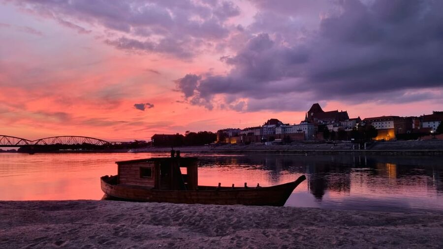 Evening Cruises in Toruń - The Old Town panorama and its UNESCO setting