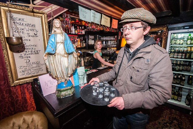 Evening Warsaw - pub and history tour with hotel pickup - Why this evening tour works in Warsaw