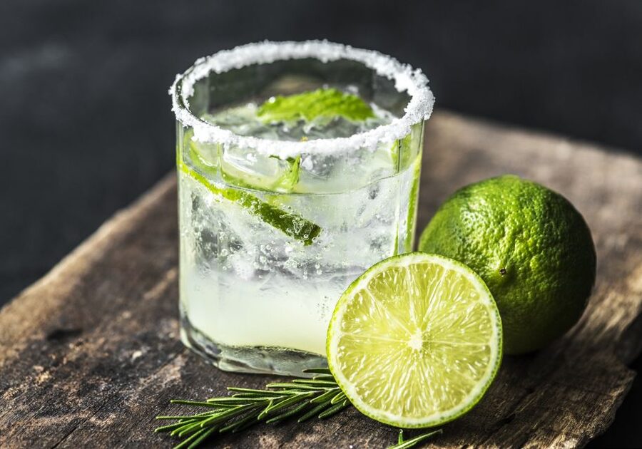 EVERYDAY Krakow Vodka Tasting Tour - What the guide adds beyond the alcohol