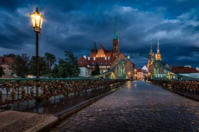 Famous Islands of Wroclaw – Cathedral Island and Sand Island Private Tour