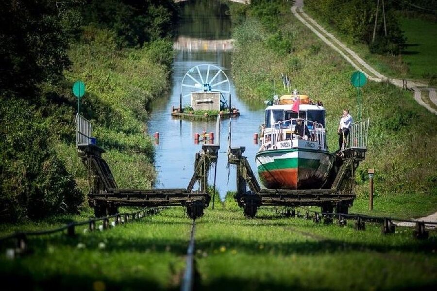 From Gdansk: Elblag Canal Boat Cruise - Finishing at Jelenie, then heading to Elblag