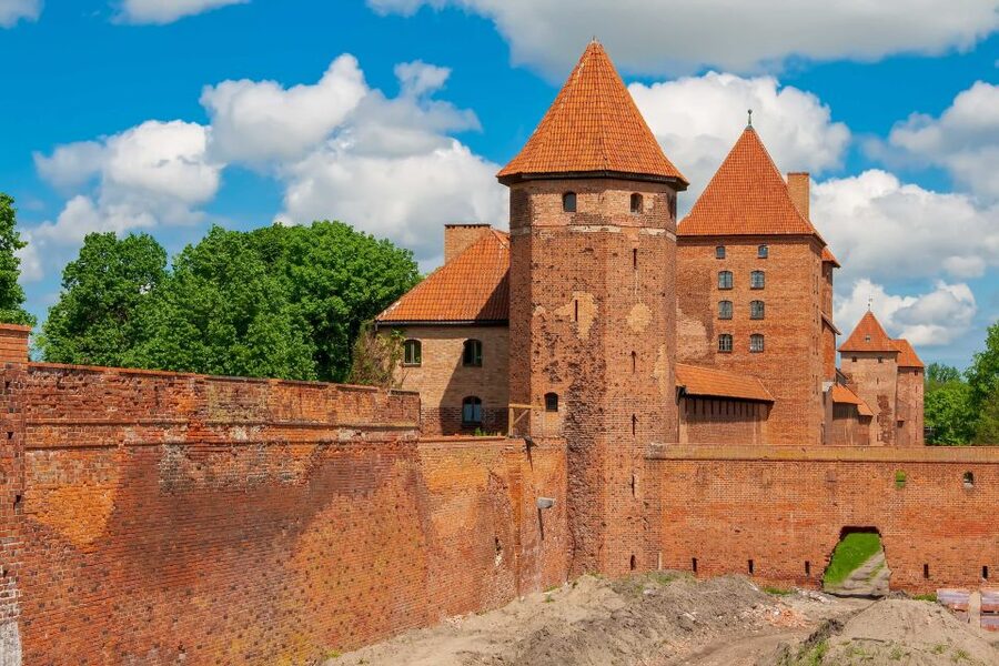 From Gdansk: Malbork Castle Half-Day Private Tour - Medieval life inside the castle