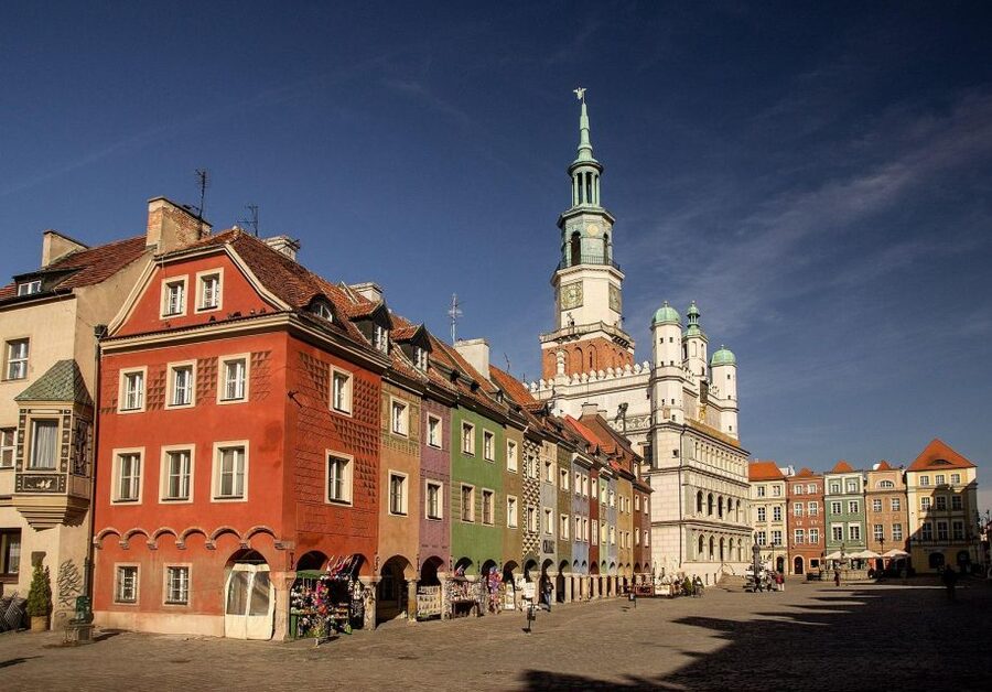 From Golden Age to Fall and Rebirth of Poland - Liberty Square and the struggle for independence