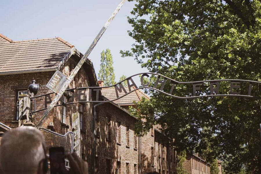 From Krakow: Auschwitz-Birkenau Guided Tour & Pickup - The Ride from Krakow to Oświęcim
