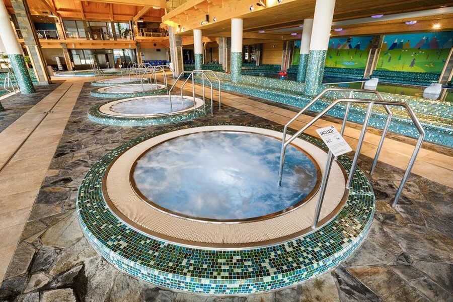 From Krakow: Chochołowskie Thermal Baths Ticket and Transfer - A useful choice for families with children