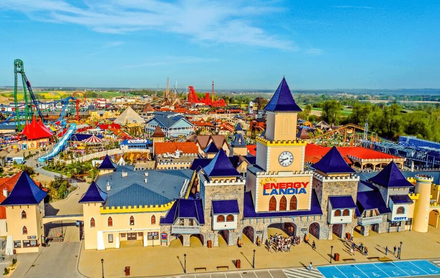 From Krakow: Energylandia Amusement Park Ticket & Transport - Water Park, shows, and time away from the rides
