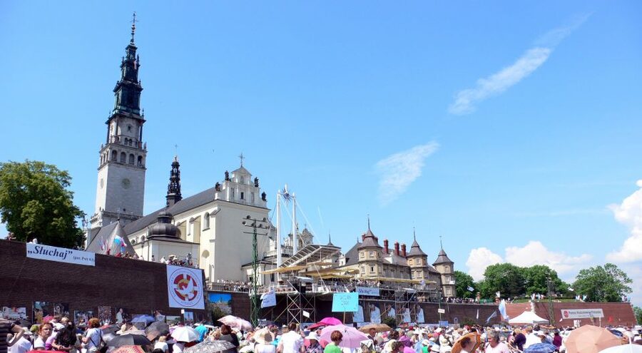 From Krakow: Full-Day Wadowice & Czestochowa Tour - The long transfer to Czestochowa