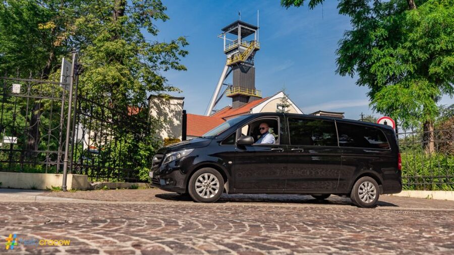 From Krakow: Guided Tour in Wieliczka Salt Mine - Group size and the return to Krakow