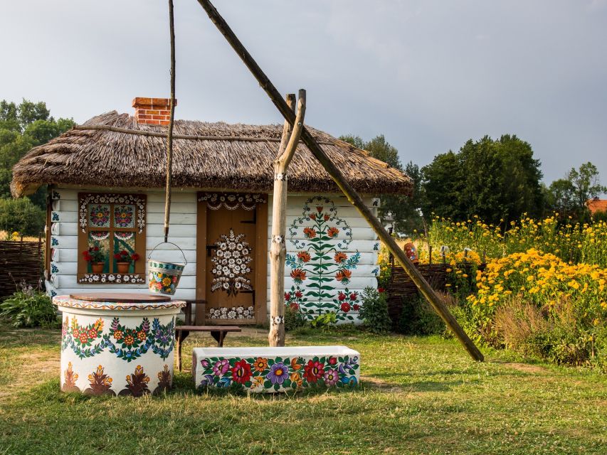 From Krakow: Guided Tour of Zalipie - Walking among Zalipie’s painted houses
