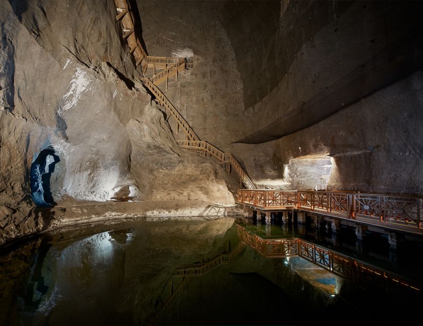 From Krakow: Guided Wieliczka Salt Mine and Chapel Tour - The descent: 700 steps into the mine