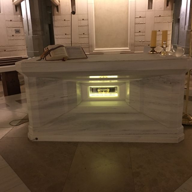 From Krakow: In the Footsteps of John Paul II - Transport, pace, and guide quality