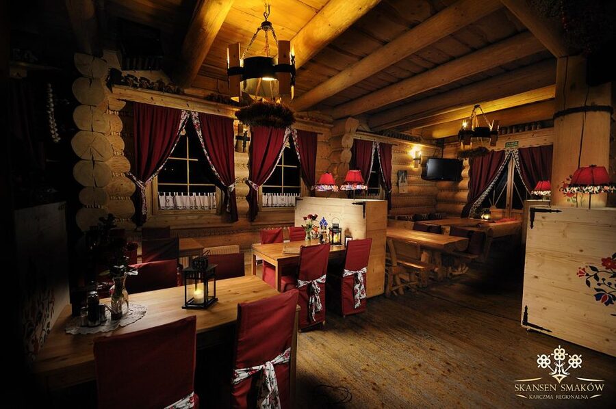 From Krakow: Polish Folk Show with All-You-Can-Eat Dinner - The lake, beach, and time outside the dining room