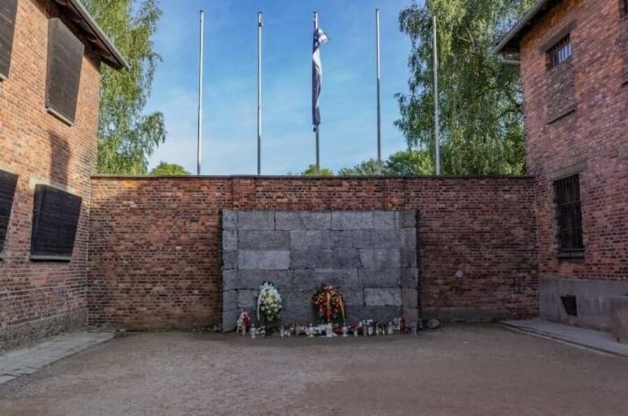From Krakow: Roundtrip Transportation to Auschwitz Birkenau - The $27 price and what you receive
