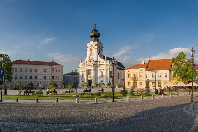From Krakow: The Black Madonna of Czestochowa & John Paul II Family Home - Why this Krakow day trip has real weight